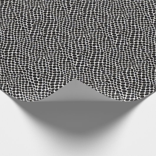 Safari Chic: Exotic Animal Print Wrapping Paper Geschenkpapier (Ecke)