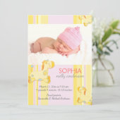 Safari Giraffe Baby Foto Birth Ankündigung (Stehend Vorderseite)