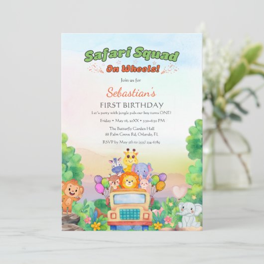 Safari Ride Theme – Wild One 1st Birthday Baby Boy Einladung (Stehend Vorderseite)