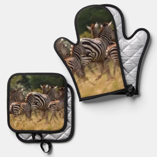 Safari Soirée: Zebra Themed Savanna Splendor Ofenhandschuh & Topflappen-Set (Vorderseite/Rückseite)