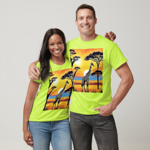 Safari-Sonnenuntergang: Umarmung der Giraffe T-Shirt