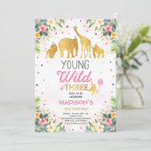Safari Young Wild und drei Geburtstage Einladung (Stehend Vorderseite)