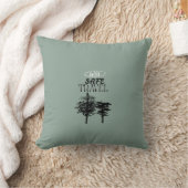 Safe Travel Pines Throw Kissen (Decke)