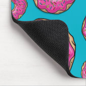 Saftiges köstliches Rosa besprühter Krapfen Mousepad (Ecke)