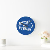 Sag einfach nein zu Gears Runde Wanduhr (Zuhause)