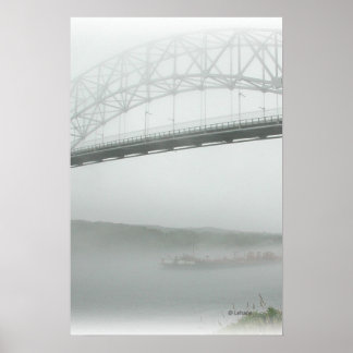 Sagamore Brücke in Nebel Poster