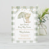 Sage April Showers Green Gingham Baby Shower  Einladung (Stehend Vorderseite)