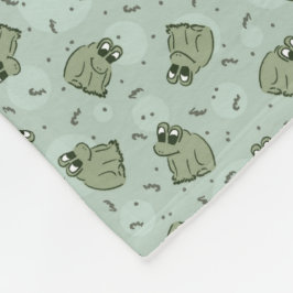 Sage Bubble Frogs - laurel Green Children pattern. Fleecedecke