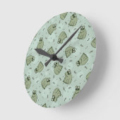 Sage Bubble Frogs - laurel Green Children pattern. Runde Wanduhr (Winkel)