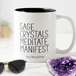 Sage Crystals Meditate Manifest Quote Metaphysisch Zweifarbige Tasse