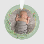 Sage "First Weihnachten" Weihnachtsgrün Baby Foto Ornament (Vorderseite)
