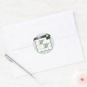 Sage & Grau Damask Doppelte Monogramm-Aufkleber Runder Aufkleber (Umschlag)