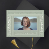 Sage Green Abschluss Foto Ankündigung