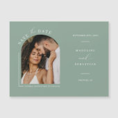 Sage Green Arch Foto Save the Date Magnetkarte (Vorderseite)
