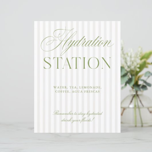 Sage Green & Beige Wedding Hydration Station Sign (Stehend Vorderseite)
