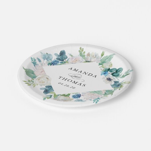 Sage Green Blue White Pastel Blumenkraut Hochzeit Pappteller (Schrägansicht)