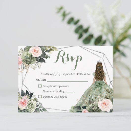 Sage Green Blush Geometric Princess Quinceañera RSVP Karte (Stehend Vorderseite)