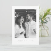 Sage Green Boho Foto Wedding Modern Einladung (Stehend Vorderseite)