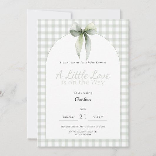 Sage Green Bow Gingham Baby Shower Einladung (Vorderseite)