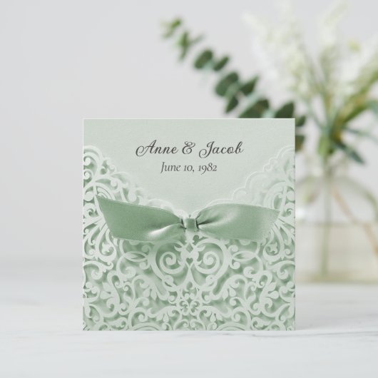 Sage Green Bow on Lace Wedding Vow Erneuerung Einladung (Stehend Vorderseite)