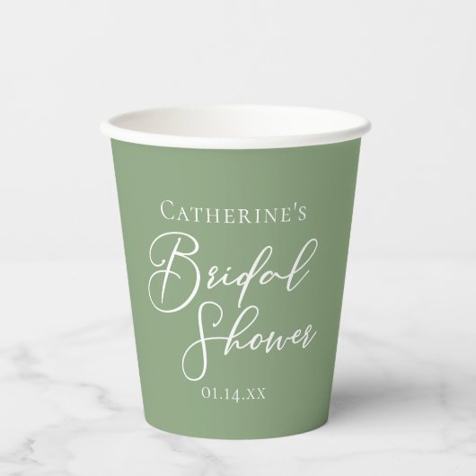 Sage Green Bridal Shower Personalized White Script Pappbecher (Vorderseite)