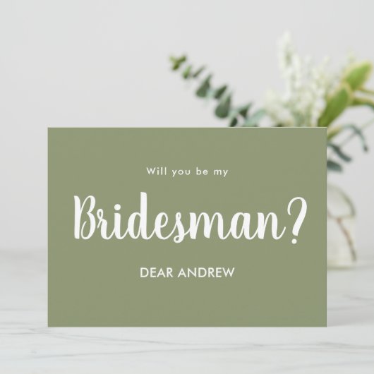Sage Green Bridesman Vorschlag Script Einladung (Stehend Vorderseite)