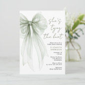 Sage Green Coquette Bow Wasserfarbe Brautparty Einladung (Stehend Vorderseite)