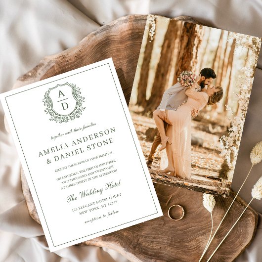 Sage Green Elegant Leafy Wappen Monogram Wedding Einladung