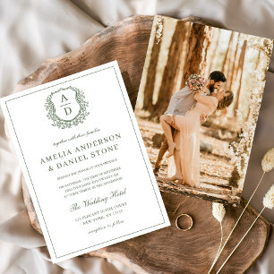 Sage Green Elegant Leafy Wappen Monogram Wedding Einladung