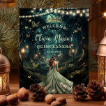 Sage Green Enchanted Forest Quinceañera Willkommen Poster<br><div class="desc">Dieses bezaubernde Quinceañera / Sweet 16 Geburtstag Willkommensplakat leicht und schnell personalisieren. Klicken Sie einfach auf die Schaltfläche Entwurfswerkzeuge bearbeiten, um den Text weiter zu bearbeiten, die Schriftart-Stile und die Schriftart-Farben zu ändern. Mit einem Mädchen in einem schönen Salbei grün und rot rosa floralen bestickten Kleid und einem verzauberten Waldhintergrund....</div>