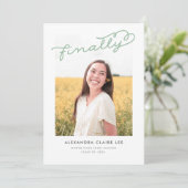 Sage Green Endlich Foto Abschluss Ankündigung (Stehend Vorderseite)