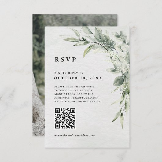Sage Green Eucalyptus Minimalistisch QR Code Foto RSVP Karte (Vorne/Hinten)