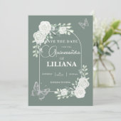 Sage Green Floral Arch und Schmetterlinge Quinceañ Save The Date (Stehend Vorderseite)