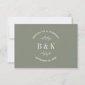 Sage Green Floral Botanical Monogram Couple Name RSVP Karte (Rückseite)