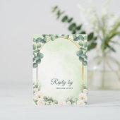 Sage Green Floral Eucalyptus Botanical Wedding RSVP Karte (Stehend Vorderseite)