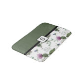 Sage Green Floral Monogram Badematte (Schrägansicht)