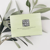Sage Green Floral QR Code Wedding RSVP Script Karte