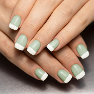 Sage Green French Tipp Manicure Minx Nagelkunst