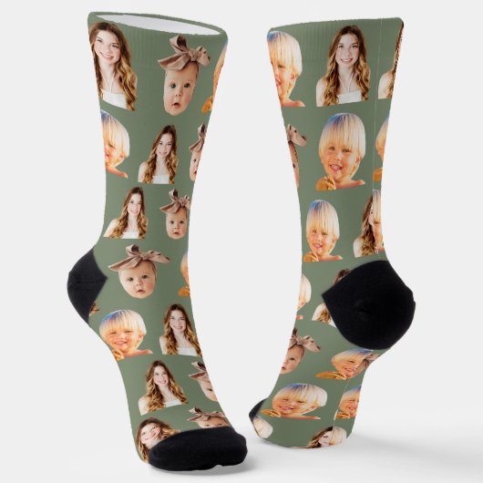Sage Green Funny Custom Mama 3 Kids Foto Socken (Gewinkelt)