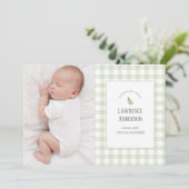 Sage Green Gingham Gender Neutral 2 Foto Birth Ankündigung (Stehend Vorderseite)