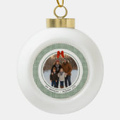 Sage Green Gingham Plaid Circle Photo Christmas Keramik Kugel-Ornament (Vorderseite)