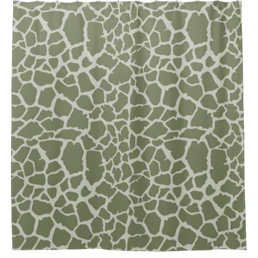 Sage Green Giraffe Print Duschvorhang (Vorderseite)