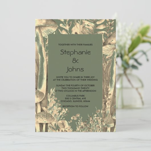 Sage Green Gold Artistic Mushroom Woodland Hochzei Einladung (Stehend Vorderseite)