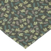 Sage Green Holly Christmas Tischdecke (Schrägansicht)