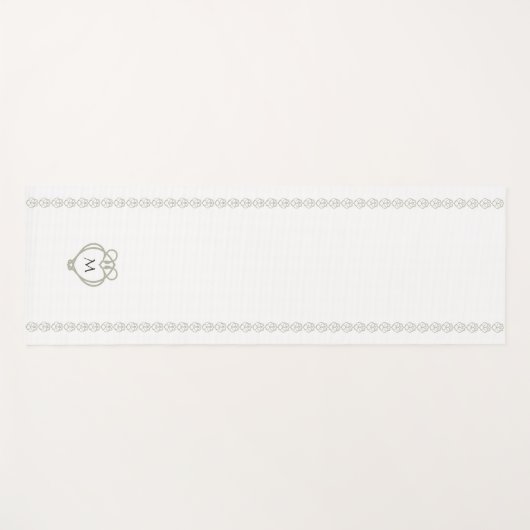 Sage Green Irish Celtic Swan Liebe Knot Monogram Yogamatte (Vorderseite (Horizontal))