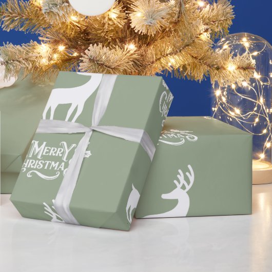 Sage Green Merry Christmas Deer Geschenkpapier (Feiertage)