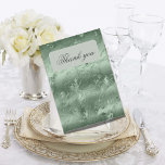 Sage Green Metallic Tiara Elegant Quinceañera Dankeskarte<br><div class="desc">Elegantes,  grünes Zentrum mit einem Imitat aus Marmor. Imitate Kristall Juwelierte tiara-Akzent Grafik auf der Rückseite. Personalisieren Sie mit Ihrer eigenen Nachricht an Familie und Freunde. Ein perfektes "Danke" für all Ihre Quinceañera Gäste. Absolut atemberaubend.</div>
