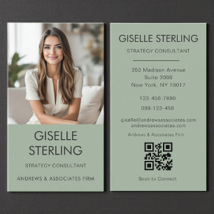 Sage Green Minimal QR Code Foto Modernes Visitenkarte