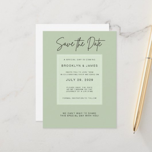 Sage Green Minimal Wedding Save The Date Ankündigungspostkarte (Vorderseite/Rückseite Beispiel)