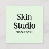 Sage Green Minimalist Skin Studio Qr Code Quadratische Visitenkarte (Vorderseite)